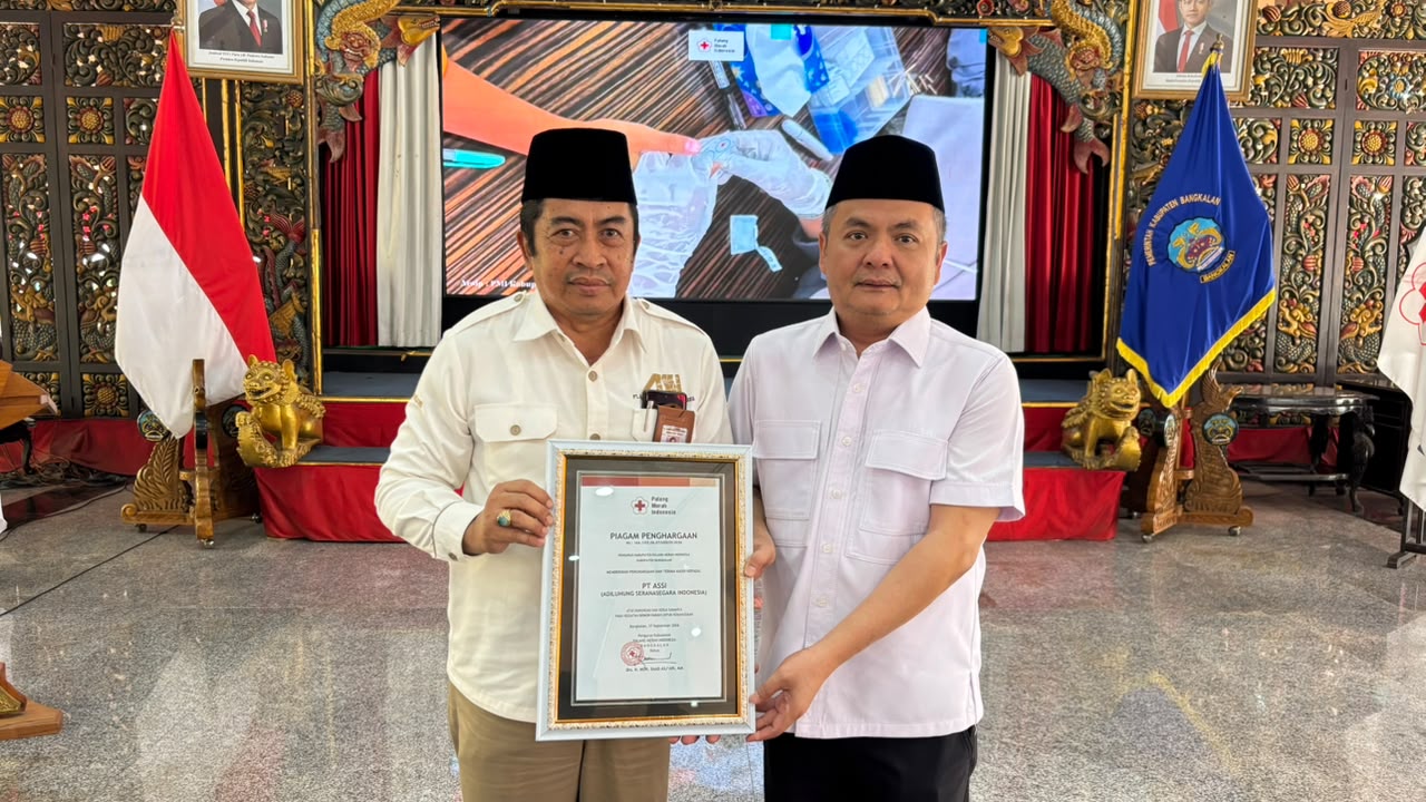 PEMBERIAN PENGHARGAAN DARI PMI